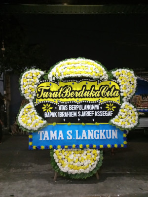 Papan Bunga Duka di Cilendek Barat